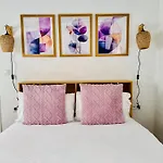 Design & Stylish House In The Center Of Βαλένθια