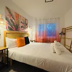 Design & Stylish House In The Center Of Σπίτι διακοπών *