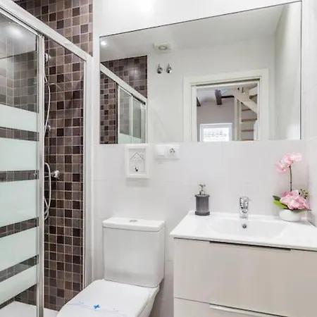 Design & Stylish House In The Center Of Holiday home Valencia