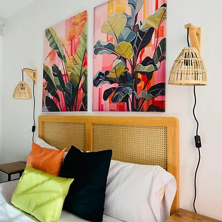 Design & Stylish House In The Center Of